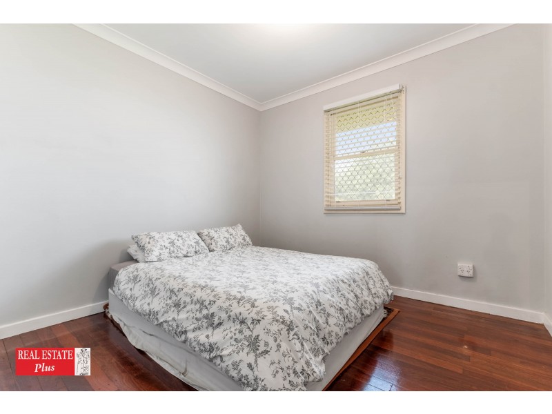 4 Coolga Road, Koongamia WA 6056