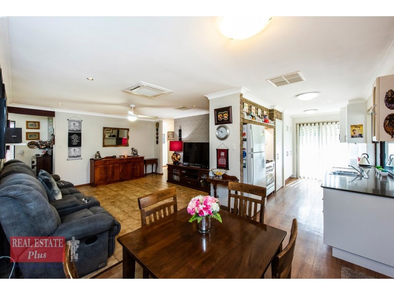 155 Blackadder Road, Swan View WA 6056