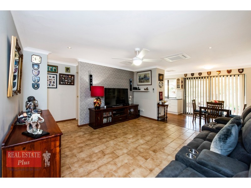 155 Blackadder Road, Swan View WA 6056