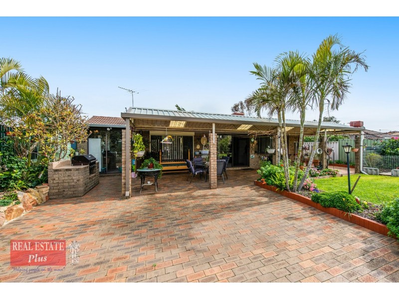 155 Blackadder Road, Swan View WA 6056