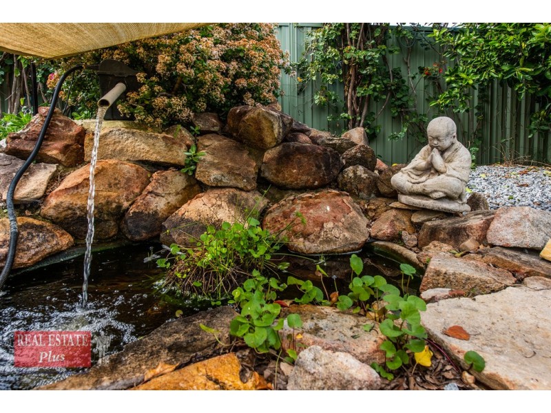 155 Blackadder Road, Swan View WA 6056