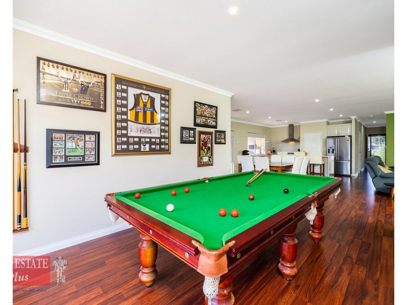 6 Goldsbrough Entrance, Helena Valley WA 6056