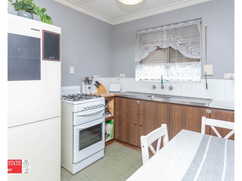 329 Morrison Road, Swan View WA 6056
