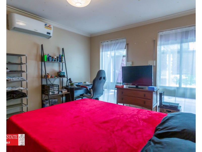 329 Morrison Road, Swan View WA 6056