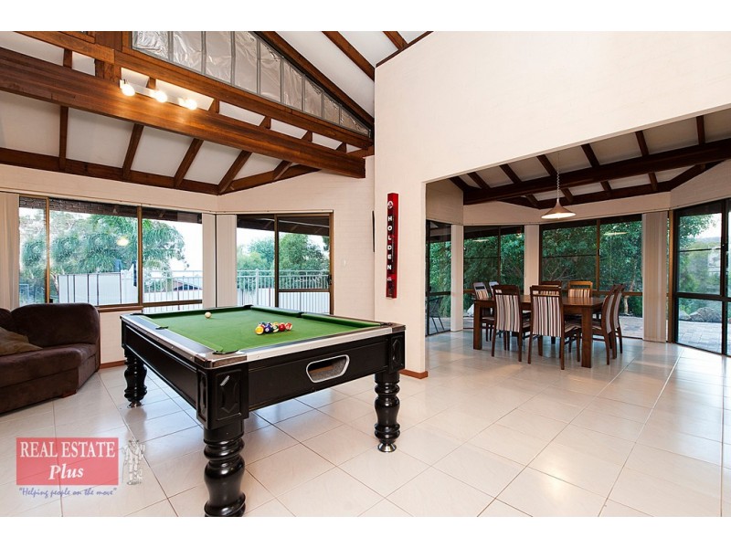 21 High View Road, Greenmount WA 6056