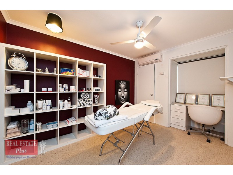 21 High View Road, Greenmount WA 6056