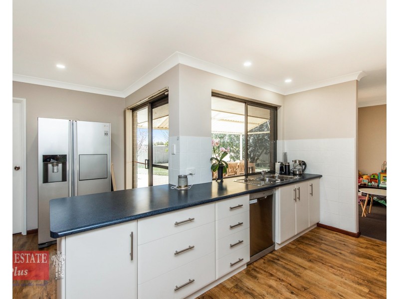 60 Pavetta Crescent, Forrestfield WA 6058