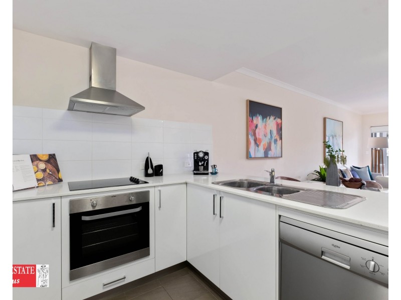 4/4 Wallsend Road, Woodbridge WA 6056