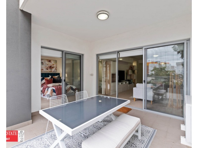 4/4 Wallsend Road, Woodbridge WA 6056