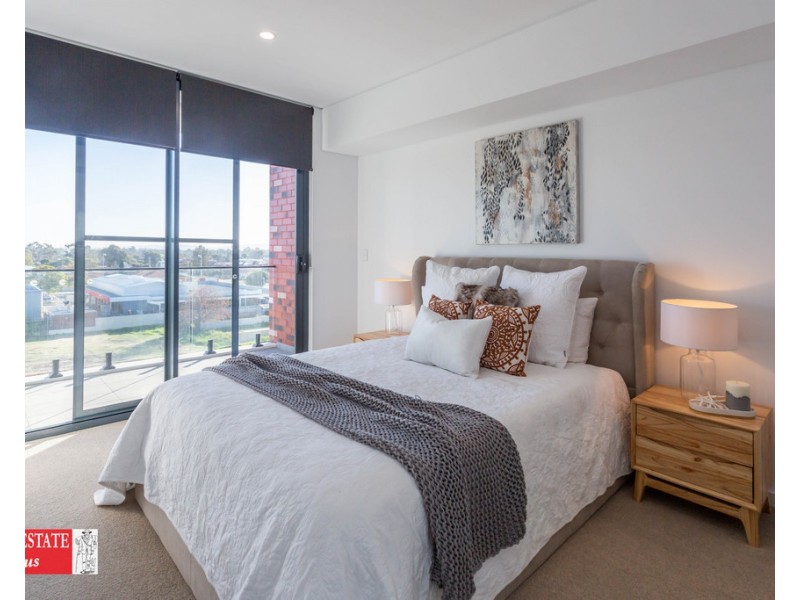 4/5 Junction Parade, Midland WA 6056