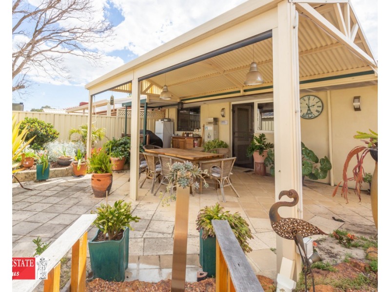 5A Agonis Place, Forrestfield WA 6058