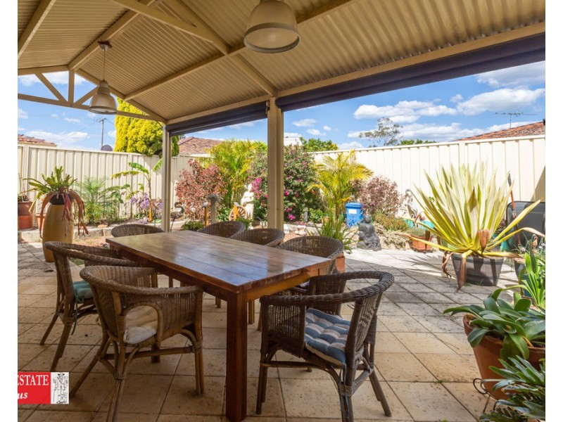 5A Agonis Place, Forrestfield WA 6058