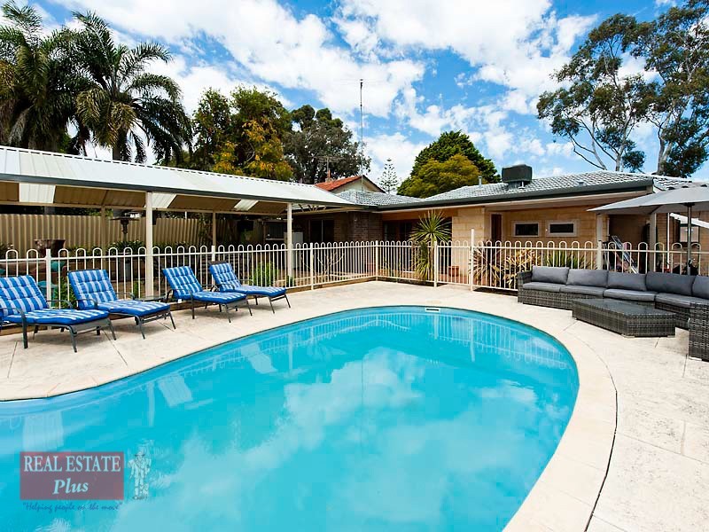 24 Innamincka Road, Greenmount WA 6056