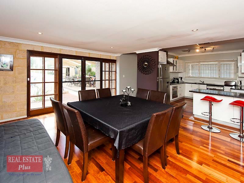 24 Innamincka Road, Greenmount WA 6056