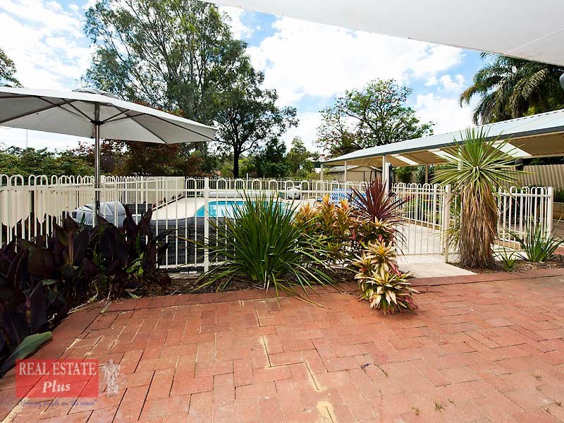 24 Innamincka Road, Greenmount WA 6056