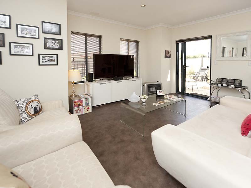 Unit 1/30 North Street, Midland WA 6056