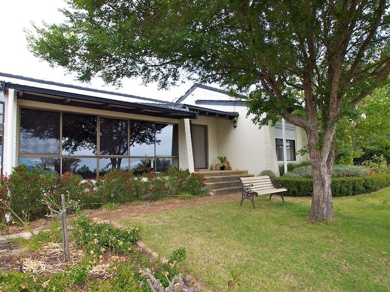 29 Pagnell Way, Swan View WA 6056