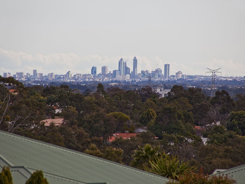 29 Pagnell Way, Swan View WA 6056