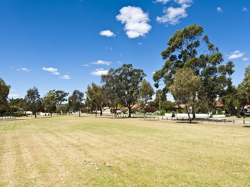 9 Dance Drive, Middle Swan WA 6056