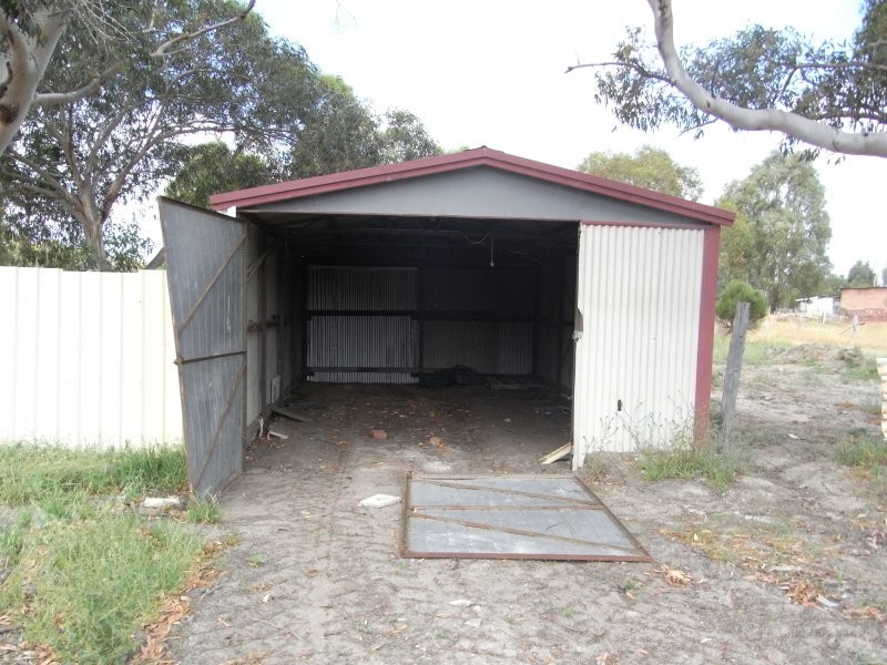 52 Swan Road, Middle Swan WA 6056