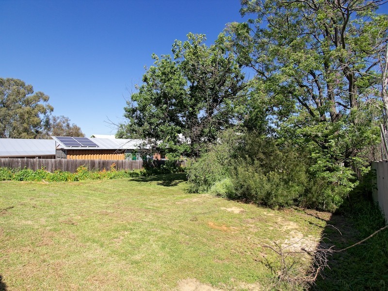 2/14 Coongan Avenue, Greenmount WA 6056