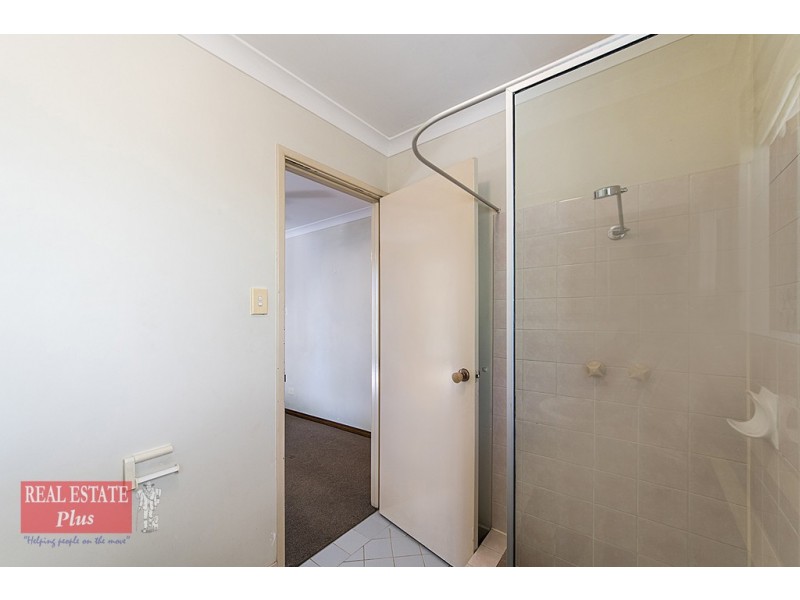 28 Squires Gardens, Stratton WA 6056