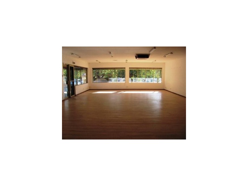 2 Memorial Drive, Chidlow WA 6556