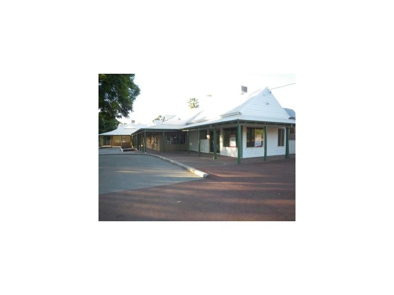 2 Memorial Drive, Chidlow WA 6556