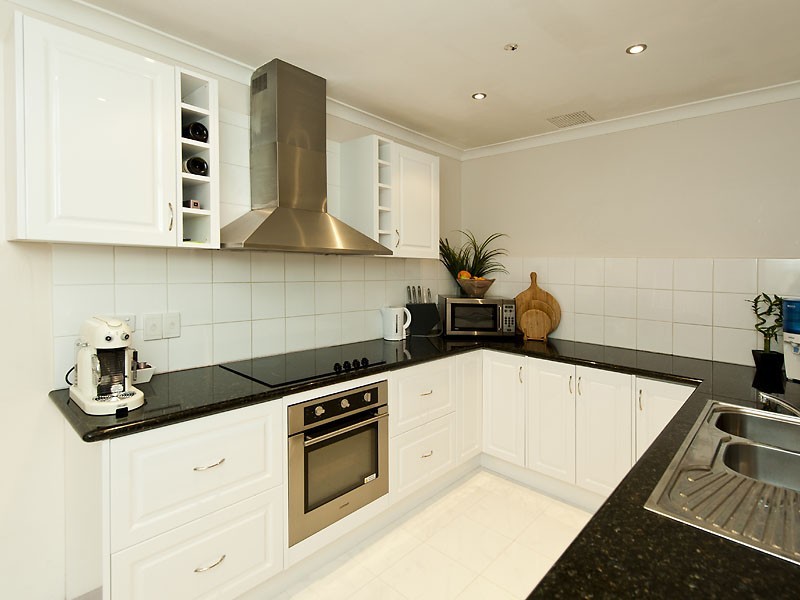 112 Sussex Road, Forrestfield WA 6058