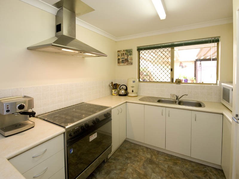 18/30 Victoria Parade, Midvale WA 6056