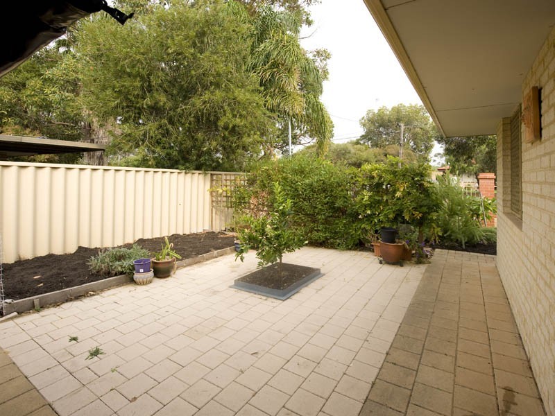 18/30 Victoria Parade, Midvale WA 6056