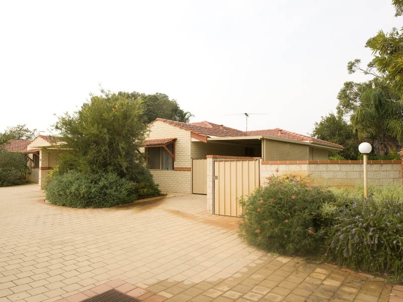 18/30 Victoria Parade, Midvale WA 6056