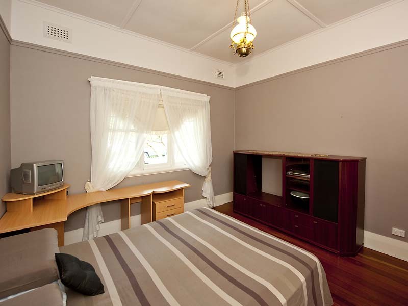 1 Peel Street, Guildford WA 6055