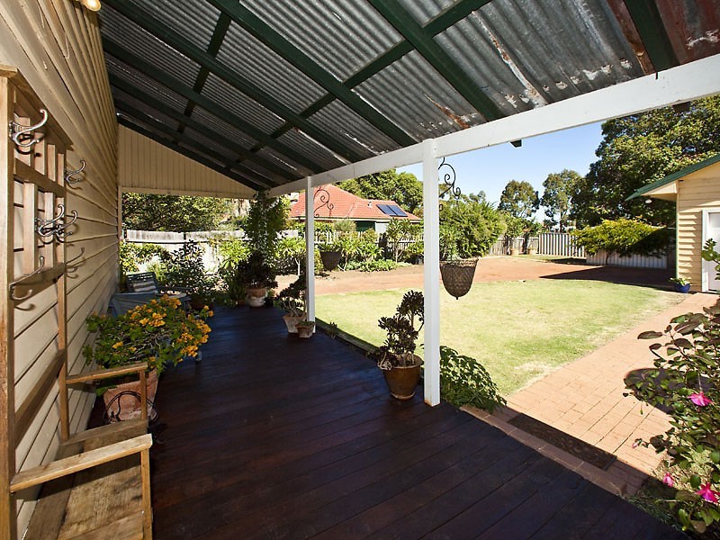 1 Peel Street, Guildford WA 6055