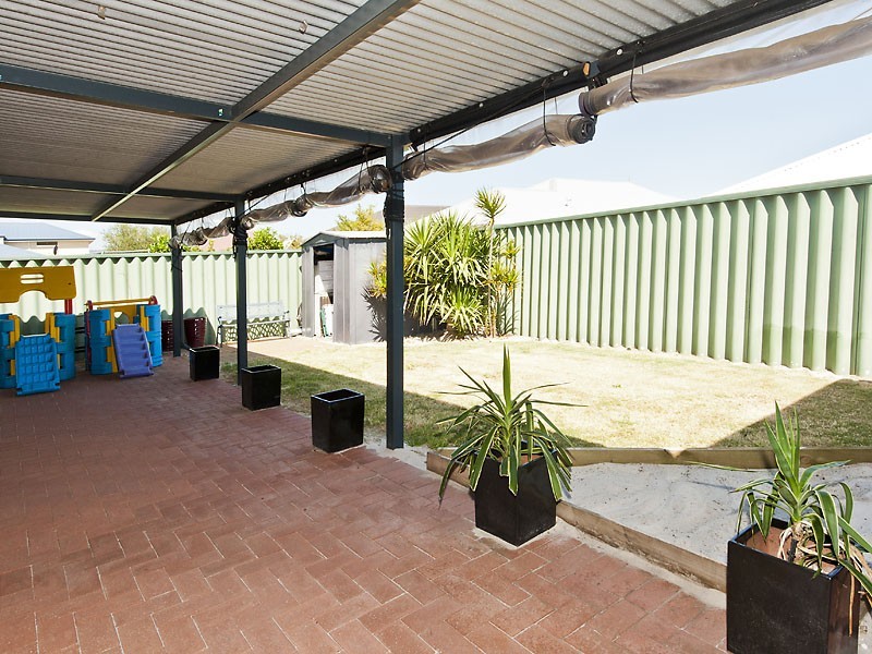 52 Upwood Circle, High Wycombe WA 6057