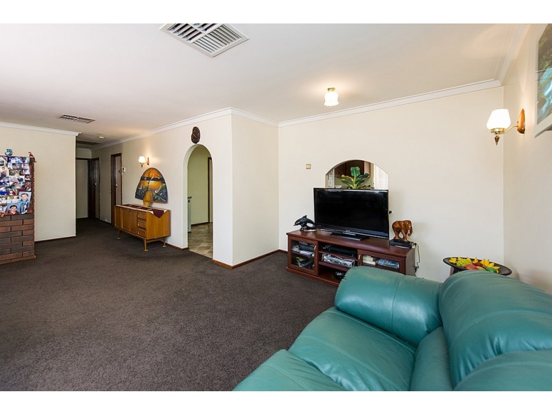 48 Dickson Drive, Middle Swan WA 6056