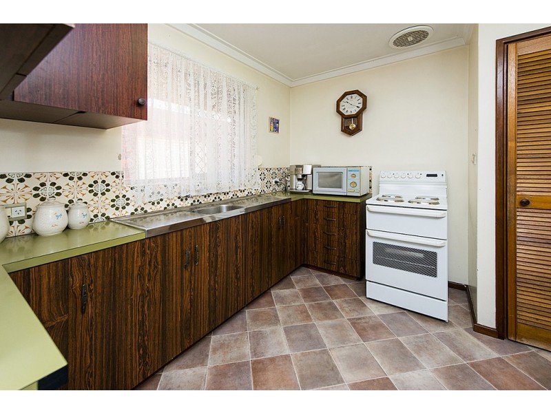 48 Dickson Drive, Middle Swan WA 6056