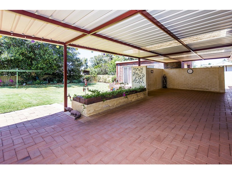 48 Dickson Drive, Middle Swan WA 6056