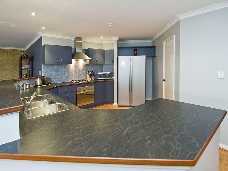 40 White Gum Drive, Jane Brook WA 6056