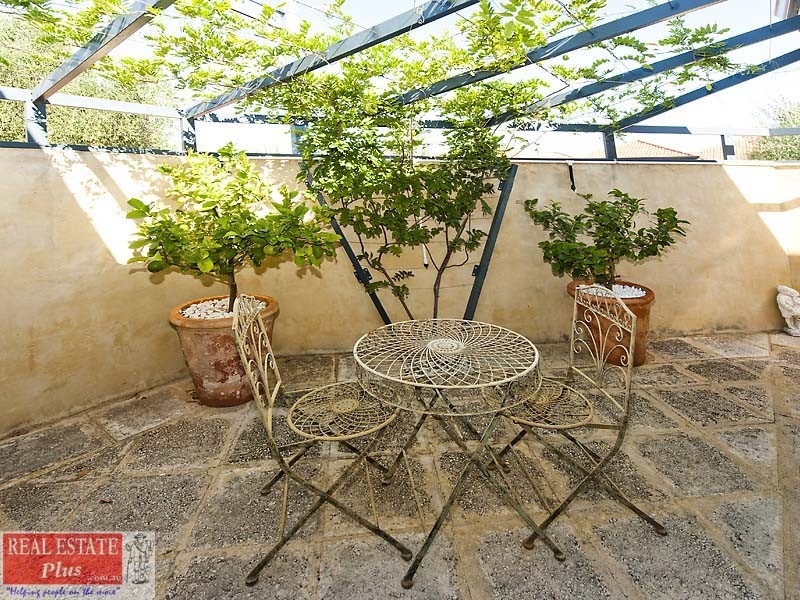 10 Siena Lane, Ellenbrook WA 6069