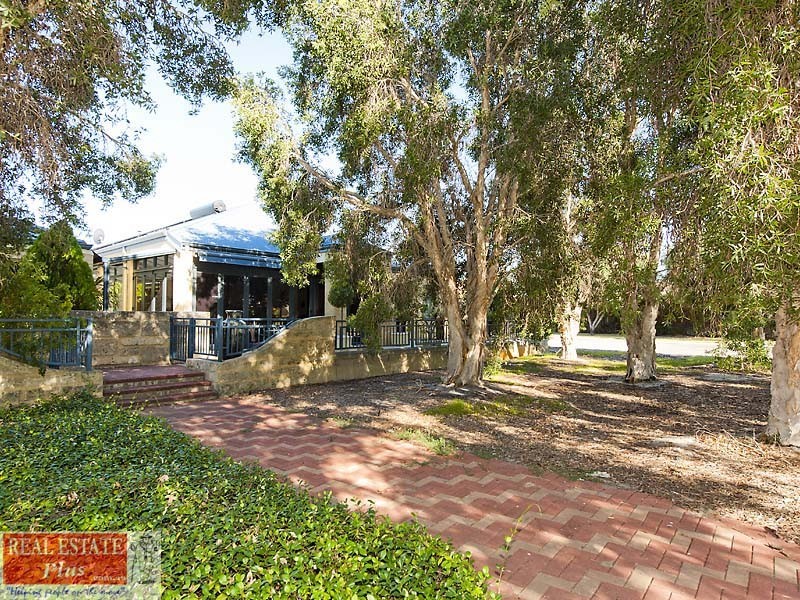 10 Siena Lane, Ellenbrook WA 6069