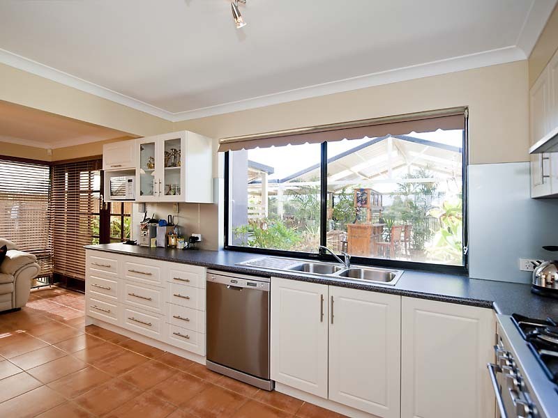 30 Cabernet Place, The Vines WA 6069