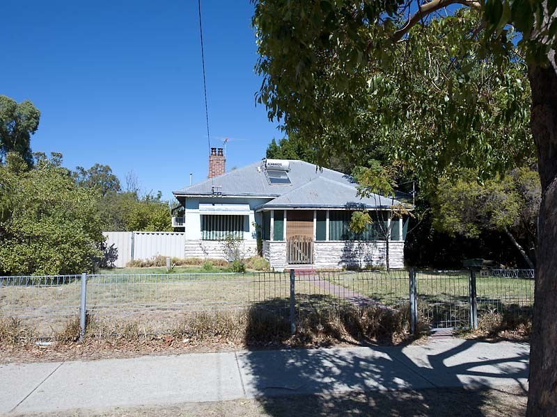 43 Hooley Road, Midland WA 6056