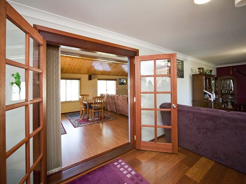 51 Aralia Way, Forrestfield WA 6058