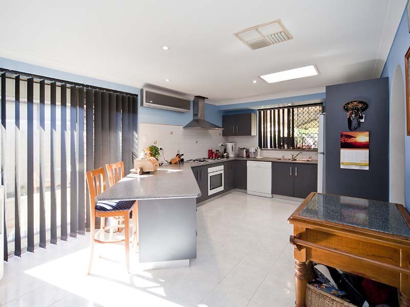 51 Aralia Way, Forrestfield WA 6058