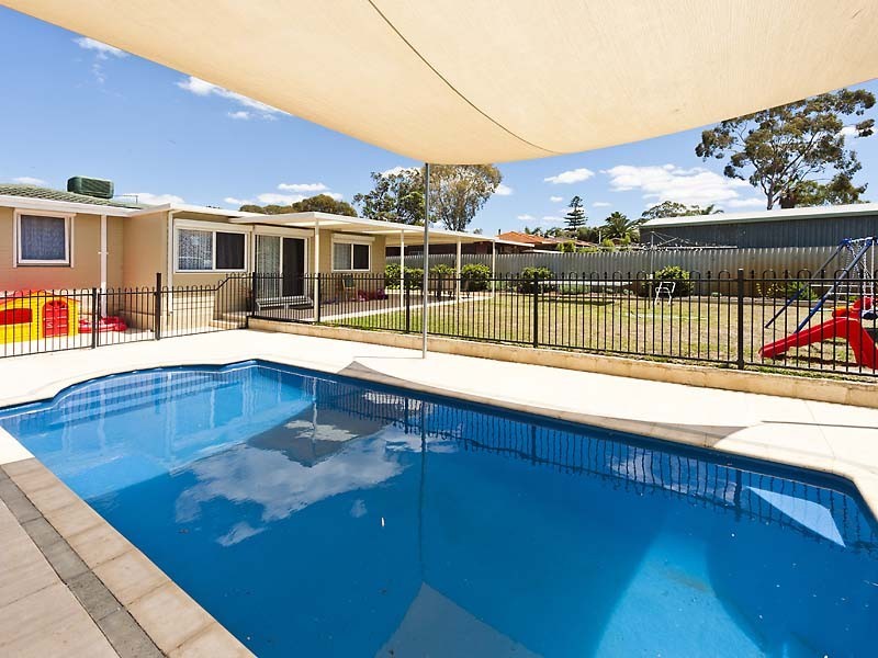 6 Gallagher Street, Eden Hill WA 6054