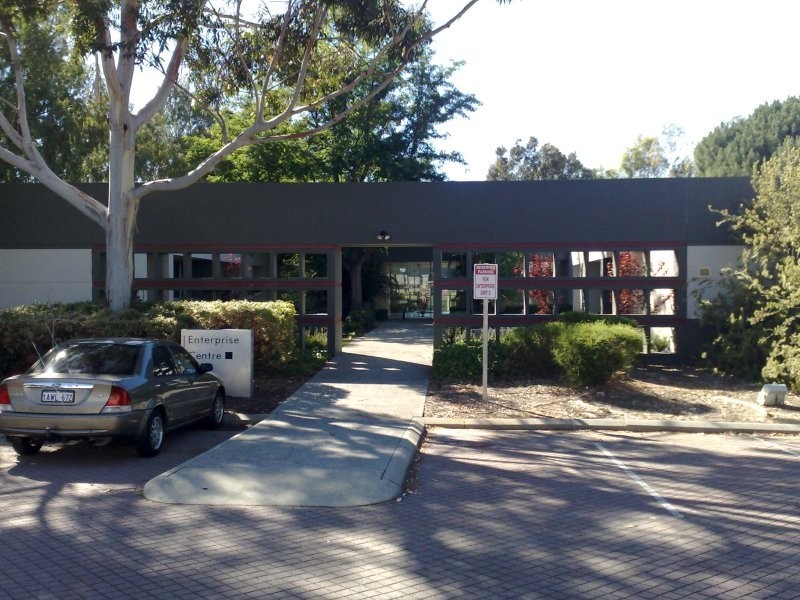 3, 11 Brodie-Hall Drive, Bentley WA 6102