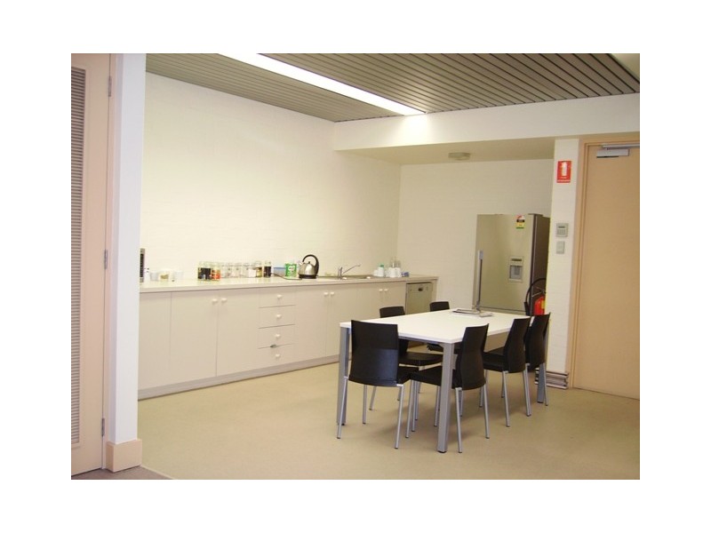 3, 11 Brodie-Hall Drive, Bentley WA 6102