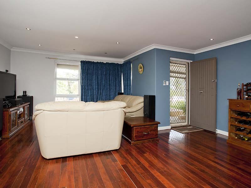 443 Morrison Road, Swan View WA 6056