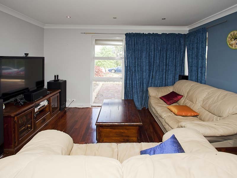 443 Morrison Road, Swan View WA 6056